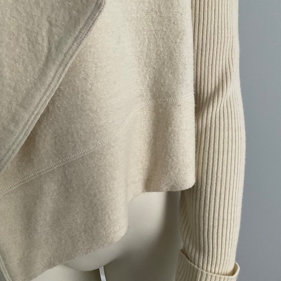 Jones cream jacket ,small. - Picture 6 of 13